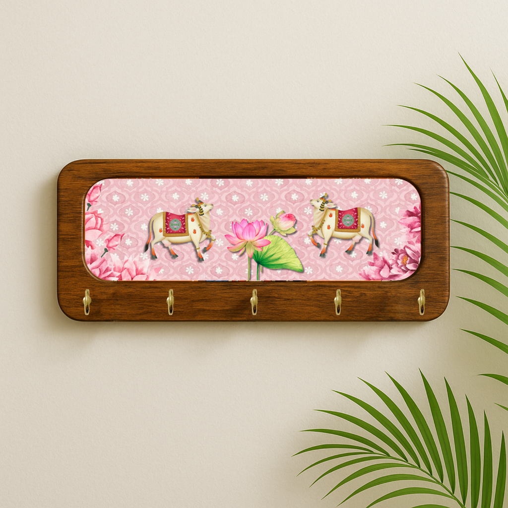 Pichwai Cow Wooden Keyholder