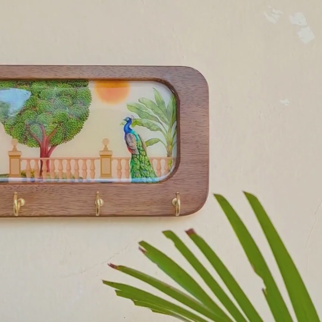 Peacock Garden Keyholder