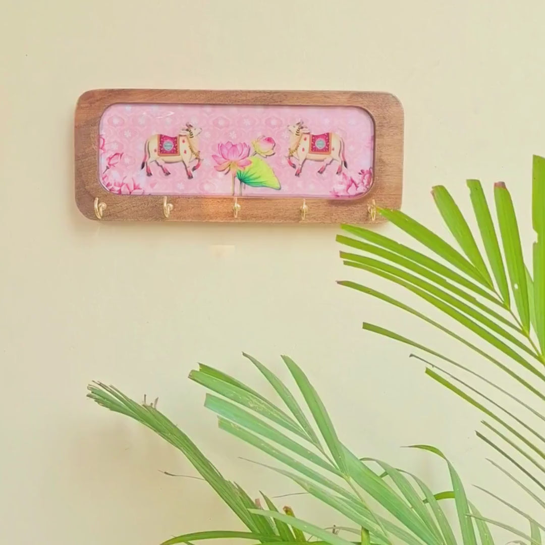 Cow Keyholder 